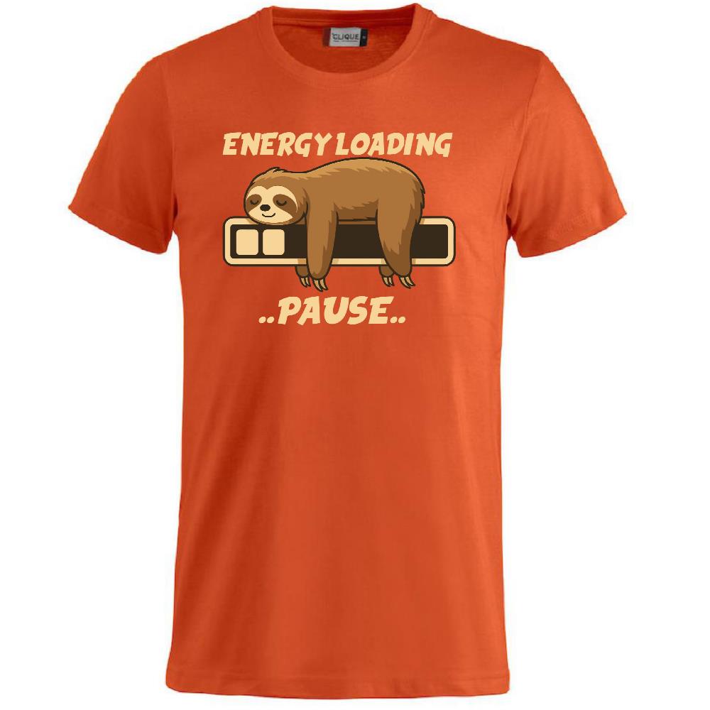 T-Shirt “Bradipo Energy Loading… Pause…” – Personalizzabile con Nome – PS 27431-A135
