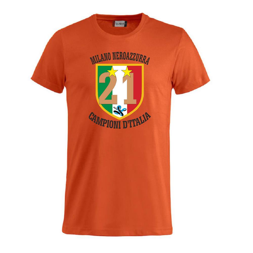 T-Shirt Scudetto Inter Campioni d’Italia 25/26 – Seconda Stella 21 Scudetti Scudetto Neroazzurro – PS 27431-A042