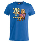 T-Shirt Personalizzabile “VIP Vecia in Pension” – Personalizzabile con Nome – PS 27431-A-147