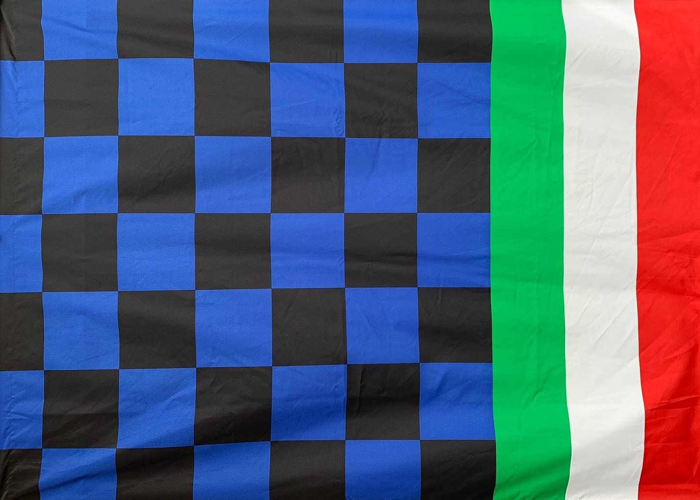 Bandiera Stadio Scacchi Nero Azzurri – Bandierone Gigante Tifosi Scudetto Inter – PS 03651