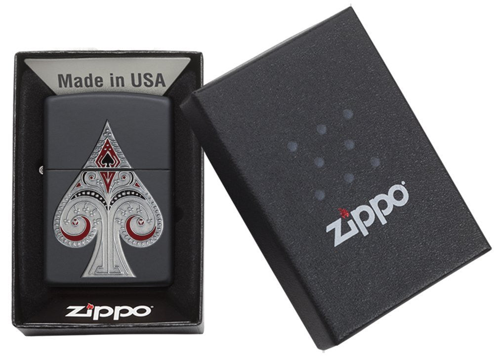 Accendino Zippo Antivento Nero Opaco con Emblema Asso di Spade – PS 09987