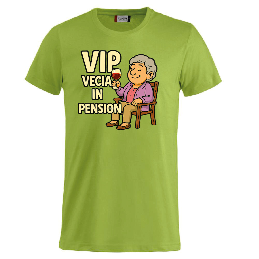 T-Shirt Personalizzabile “VIP Vecia in Pension” – Personalizzabile con Nome – PS 27431-A-147