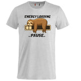 T-Shirt “Bradipo Energy Loading… Pause…” – Personalizzabile con Nome – PS 27431-A135