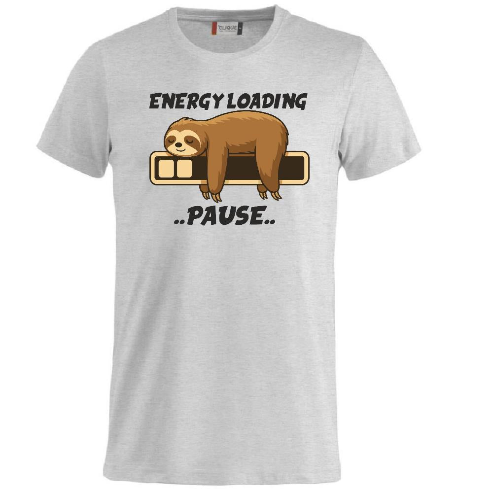 T-Shirt “Bradipo Energy Loading… Pause…” – Personalizzabile con Nome – PS 27431-A135