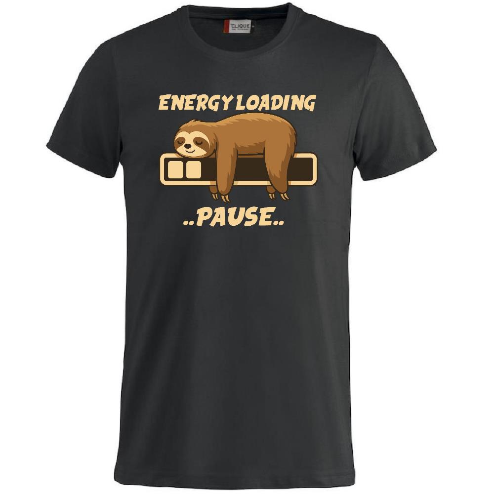 T-Shirt “Bradipo Energy Loading… Pause…” – Personalizzabile con Nome – PS 27431-A135