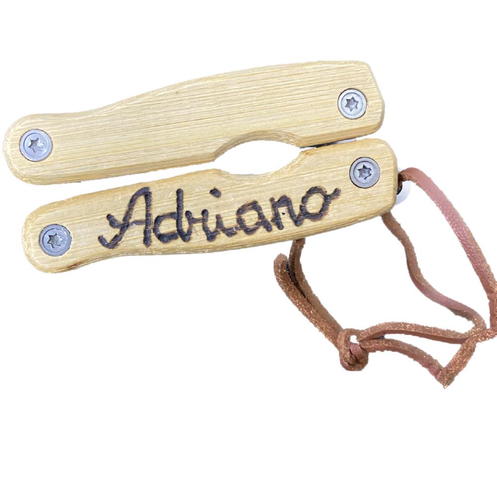 Multiutensile in Acciaio Inossidabile Manico in Bambù – 12 Funzioni – Personalizzabile Inciso – PS 00537